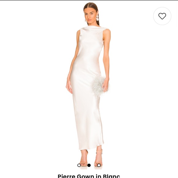 Pierre Gown in Blanc - Picture 2 of 7
